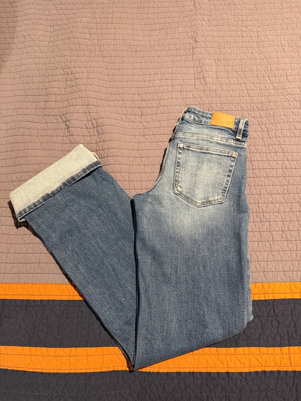 BKE Women's Straight Leg Jeans in Medium Blue Wash